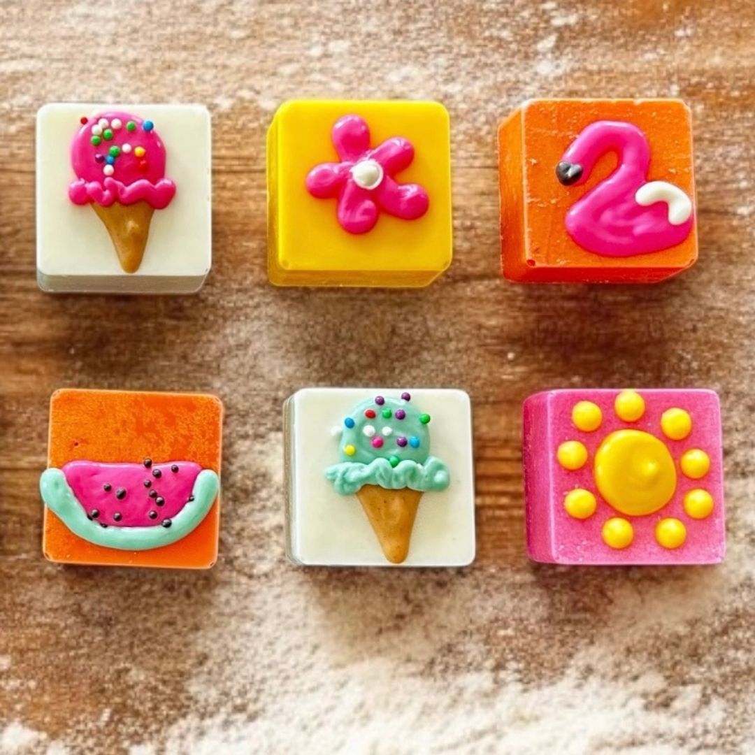 Summer Time Truffles Dog Treat Box - 6 count